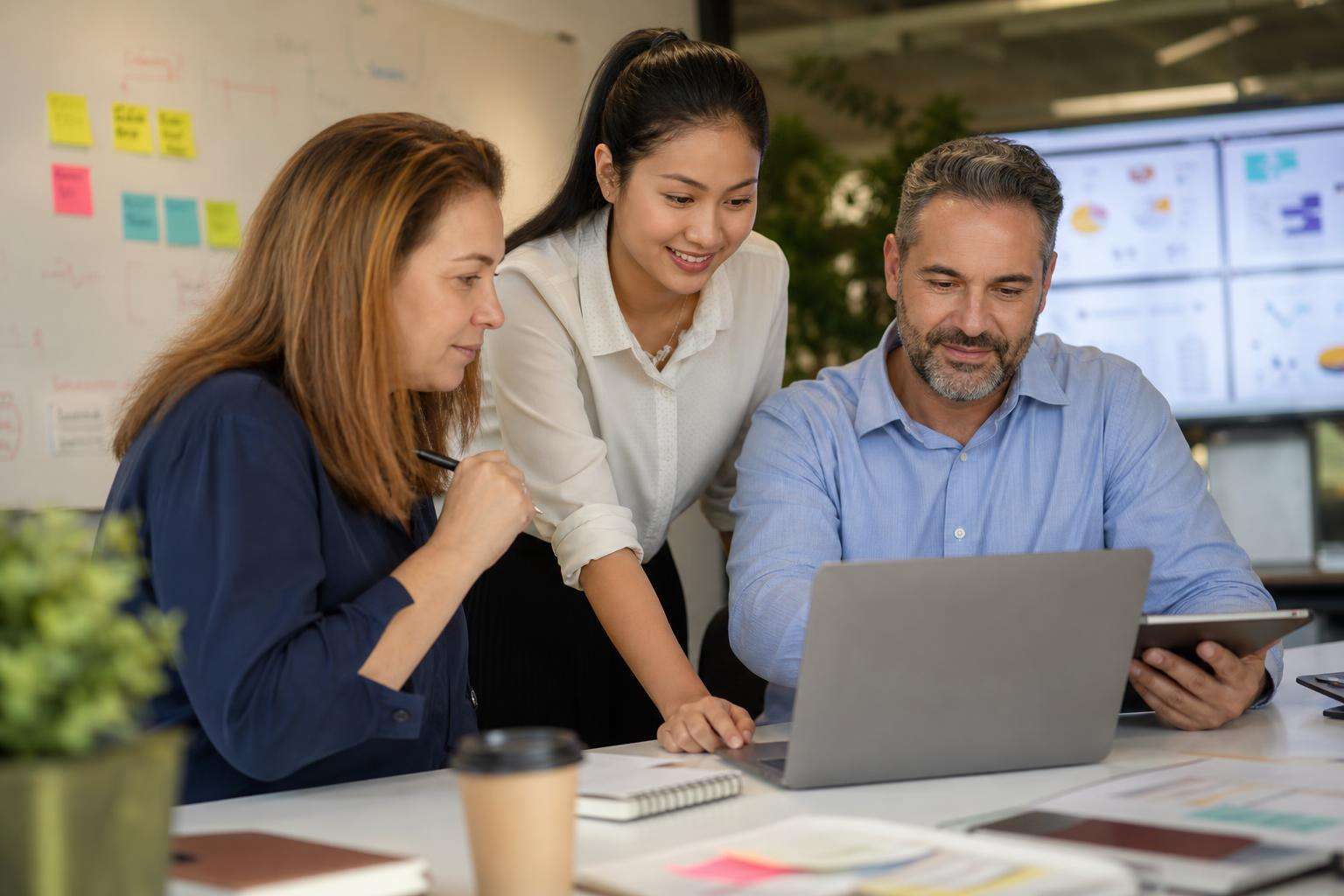 Microlearning Meaning Explained: How Small Learning Chunks Improve Retention and Workplace Training 1 89942